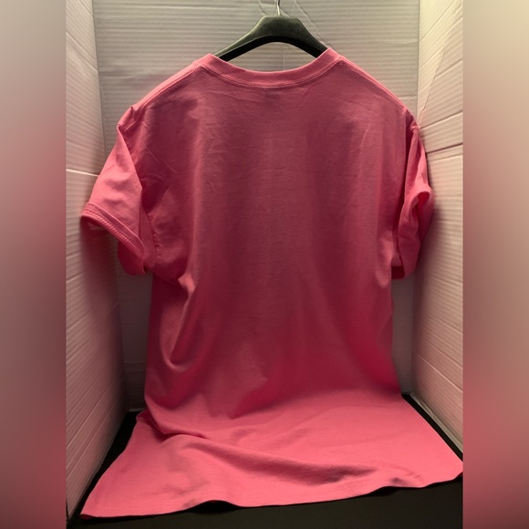 Everyone loves a tee shirt Cheetah sun fun - Picture 3 of 3